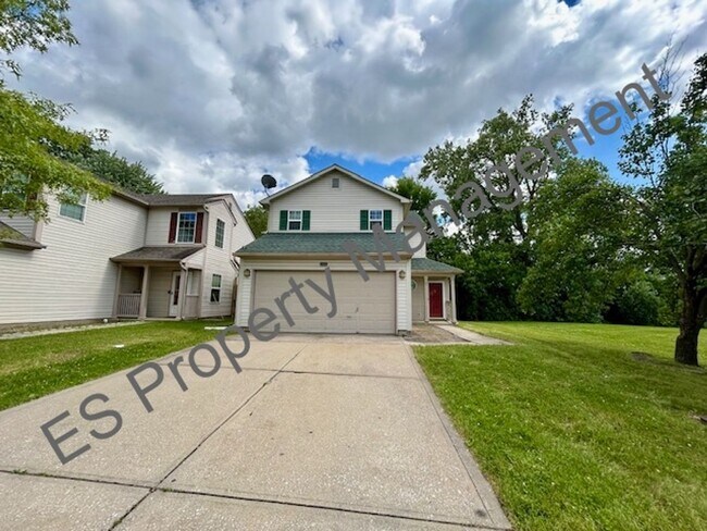 Foto del edificio - Gorgeous Updated 3 Bedroom 2.5 Bathroom Tw...