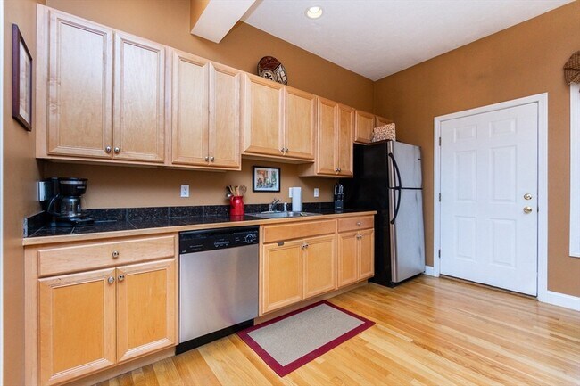 Foto del edificio - 224 Salem St