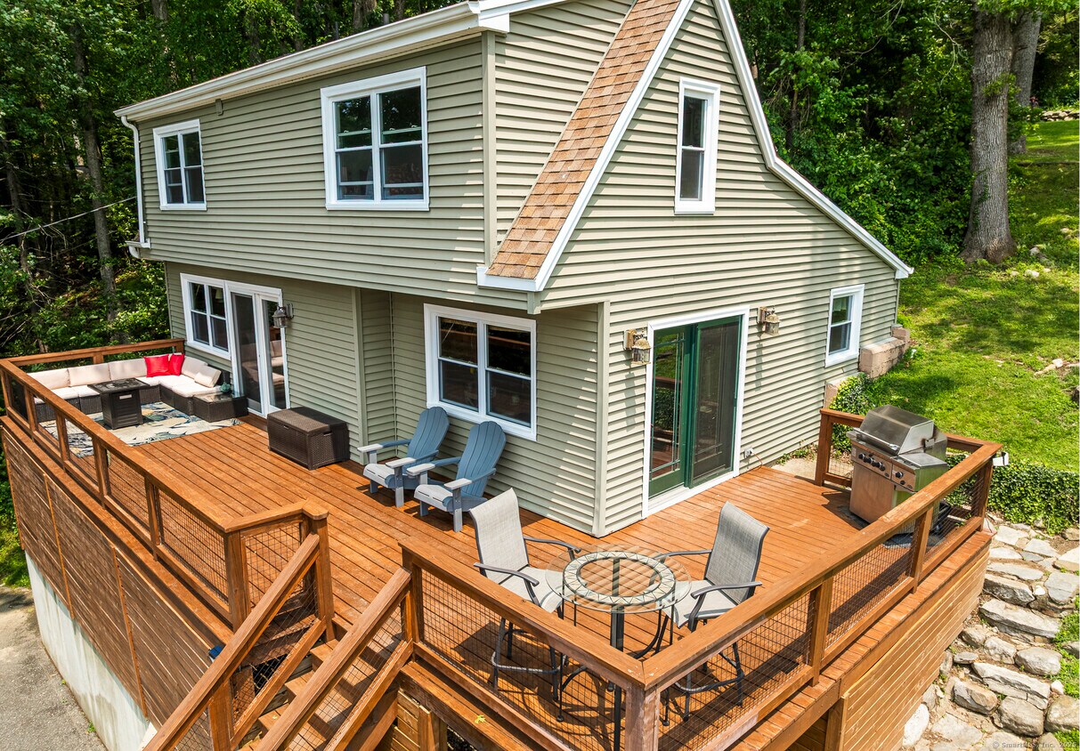 Foto principal - 85 Lake Dr