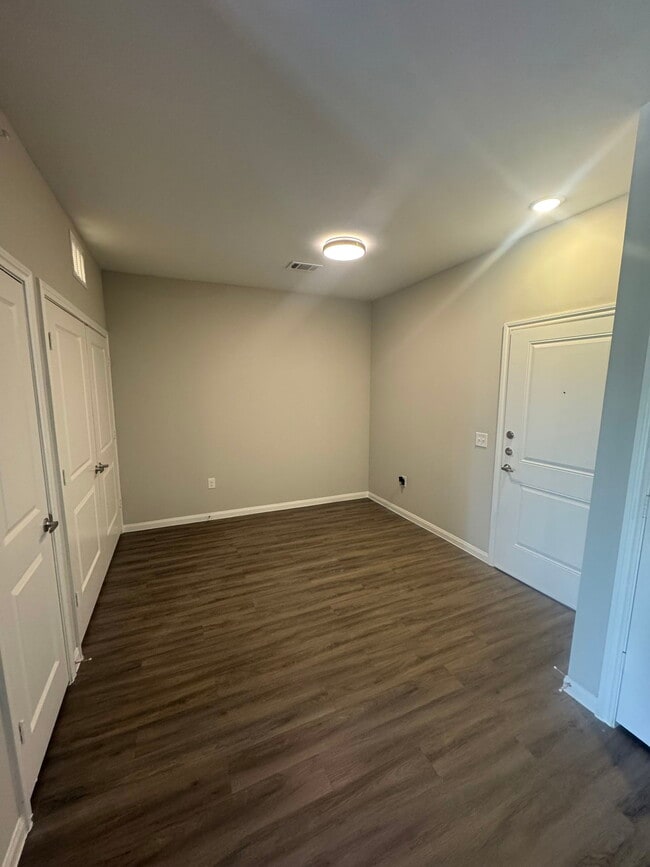 Photo - 4505 Vintage Blvd Apartment