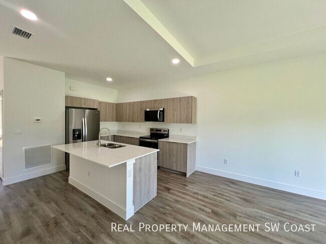 Foto del edificio - 1265 Hillcrest St E