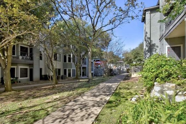 Foto del edificio - 1 bedroom in Austin TX 78736