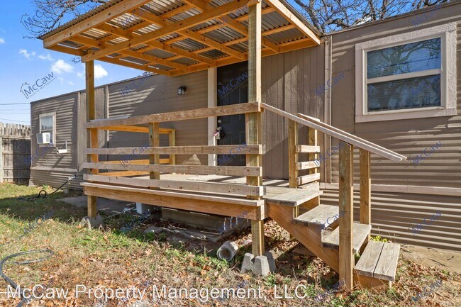 Building Photo - 1 br, 1 bath House - 3 Frank Cir.