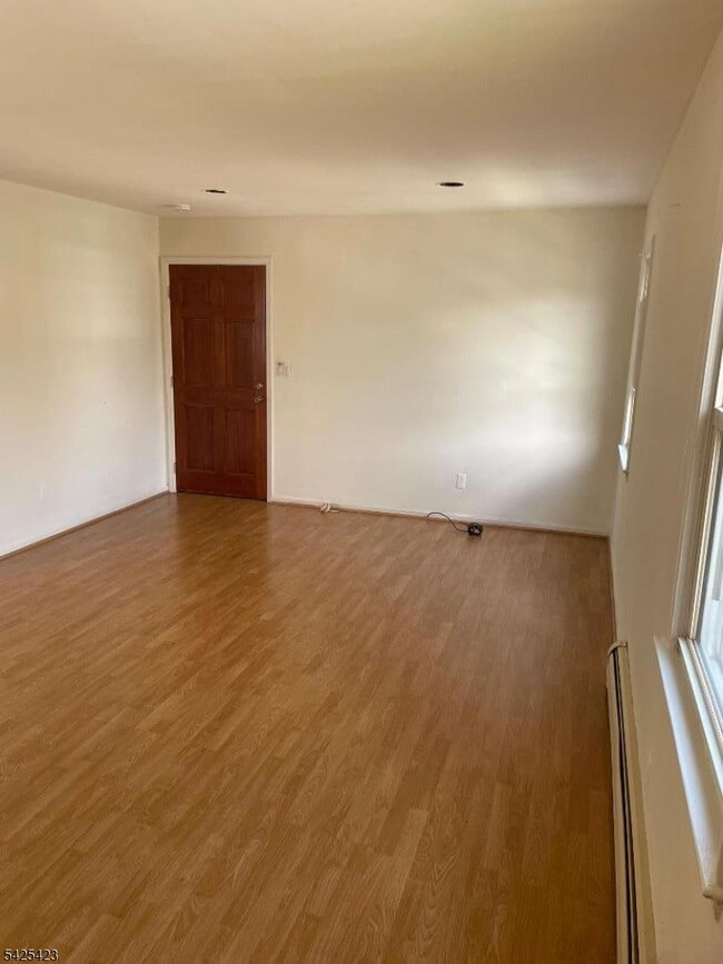 Building Photo - 107 Madison Ave