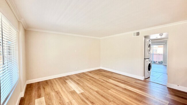 Foto del edificio - Lovely Downstairs, Entry-Level, End Unit Condo in the Private Diamante HOA Community of Bonsall, ...