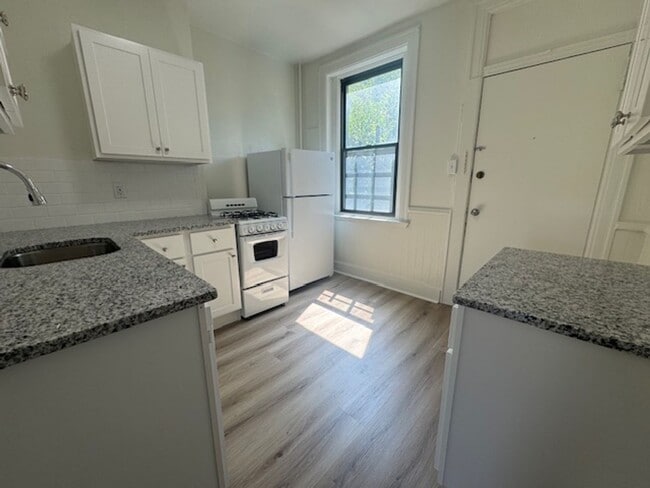 Building Photo - 5106 Baum Blvd