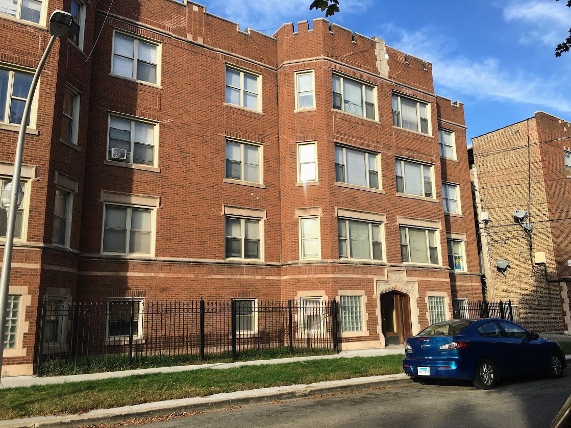 Building Photo - 7655 S Yates Blvd