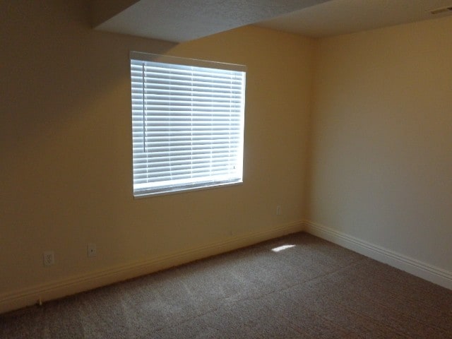 Building Photo - 651 Saddlebrook Dr