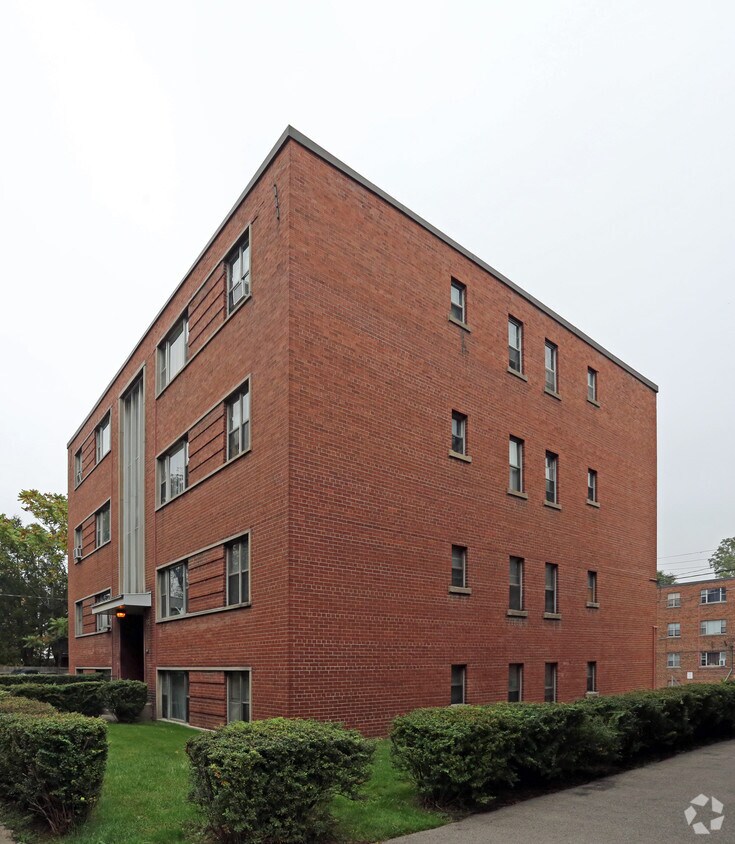 Photo du bâtiment - Claremount Court