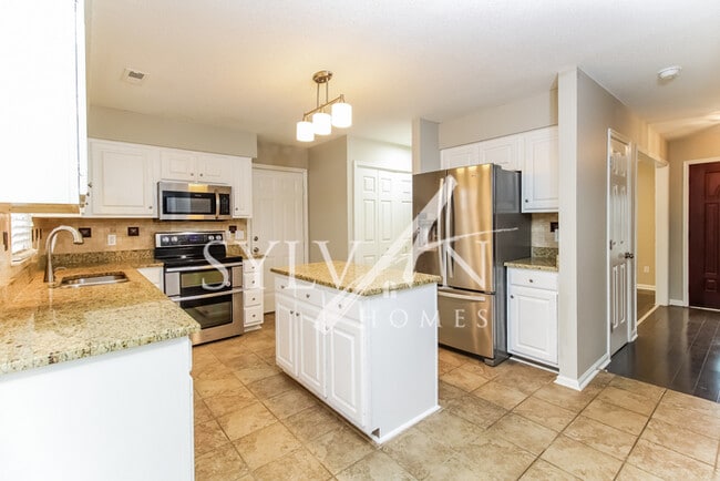 Building Photo - It’s time to start living the Real Life!
