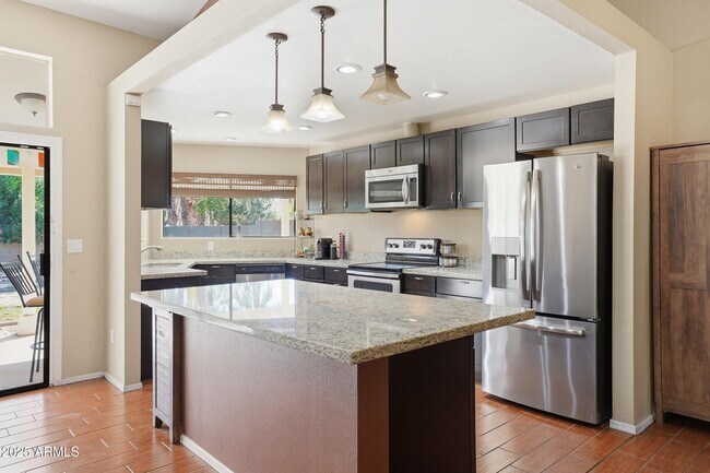 Foto del edificio - 5713 E Nisbet Rd