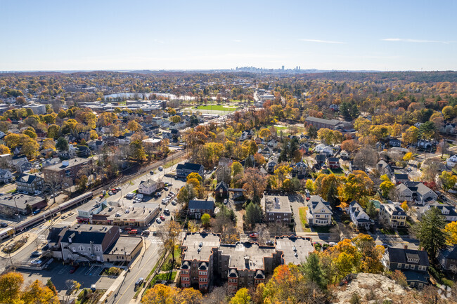 Aerial Photo - 569 Franklin St