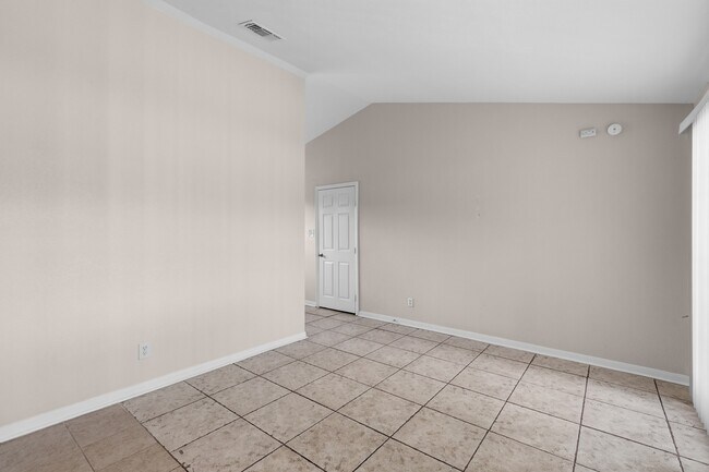 Foto del edificio - 6926 Finch St