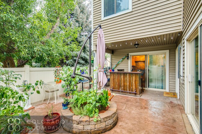 Building Photo - 9574 E Kansas Cir