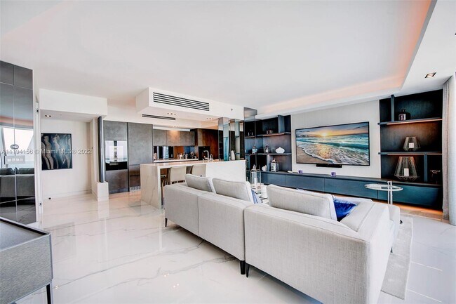 Foto del edificio - 1000 South Pointe Dr