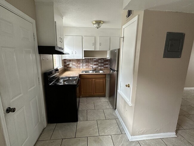 Foto del edificio - 1307 County Home Rd