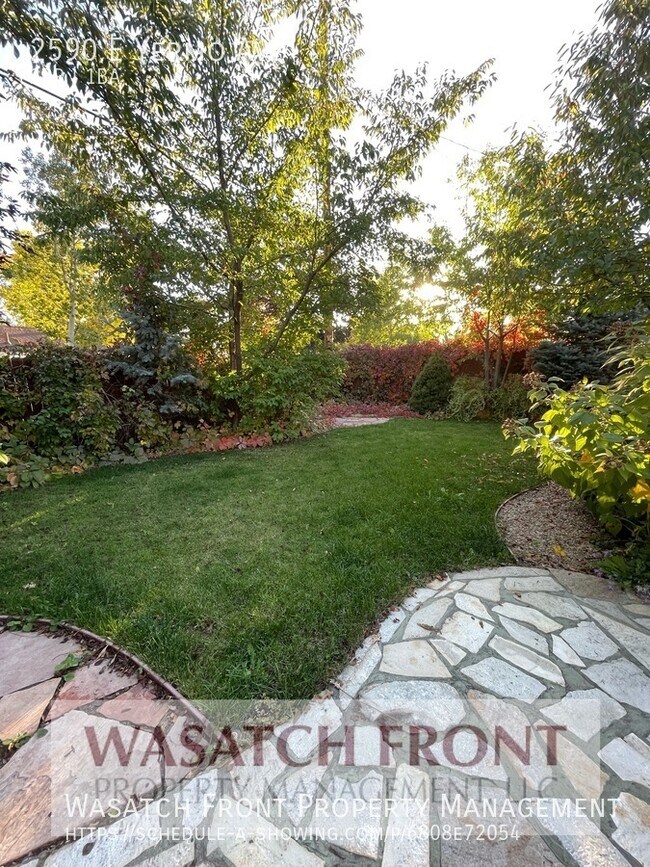 Photo - 2590 Yermo Ave House