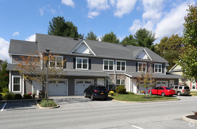 Exterior of a Town Home Building - Brookside Meadows Luxury Rental Community