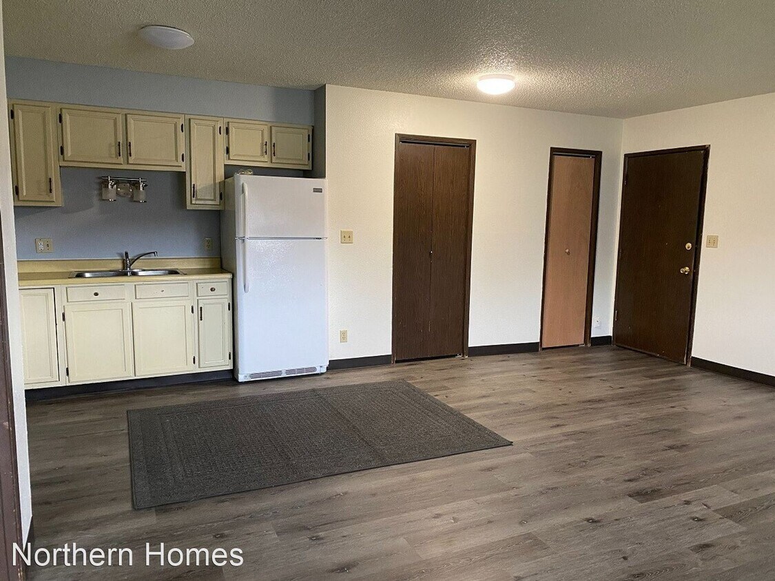 Building Photo - 4953 Dartmouth Dr