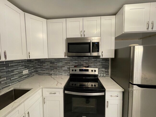 Foto del edificio - 5445 N Sheridan Rd