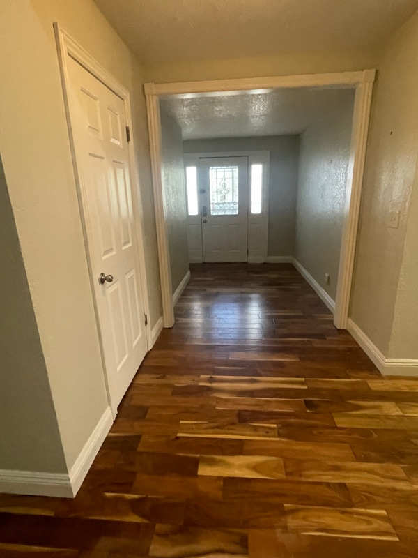 Foto del edificio - 11921 Bryant St