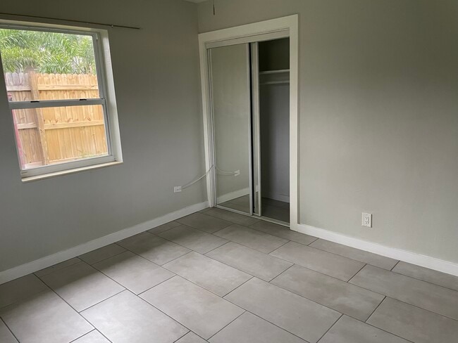 Foto del edificio - 208 SW 1st Ave