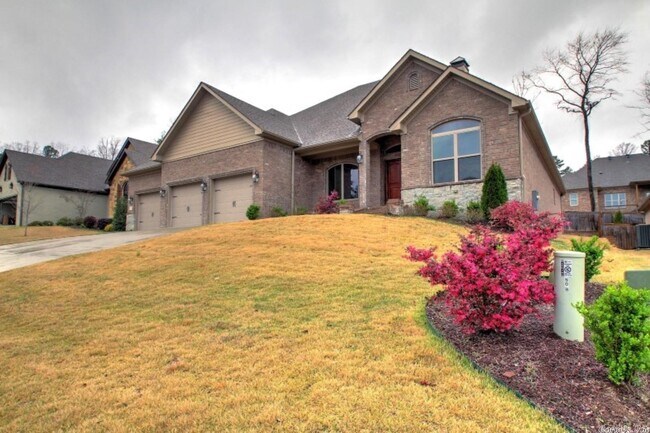 Building Photo - 508 Miramar Cove