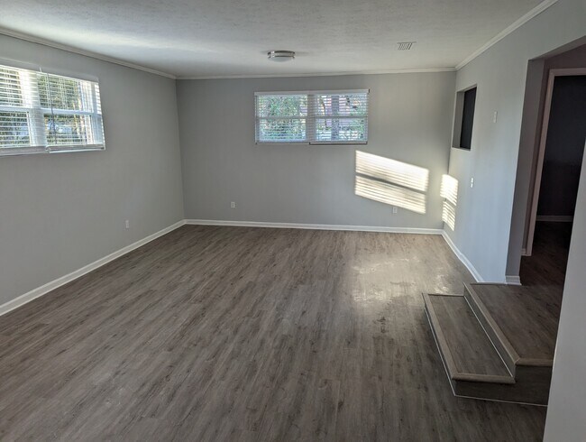 Foto del edificio - 8400 Alderman Rd