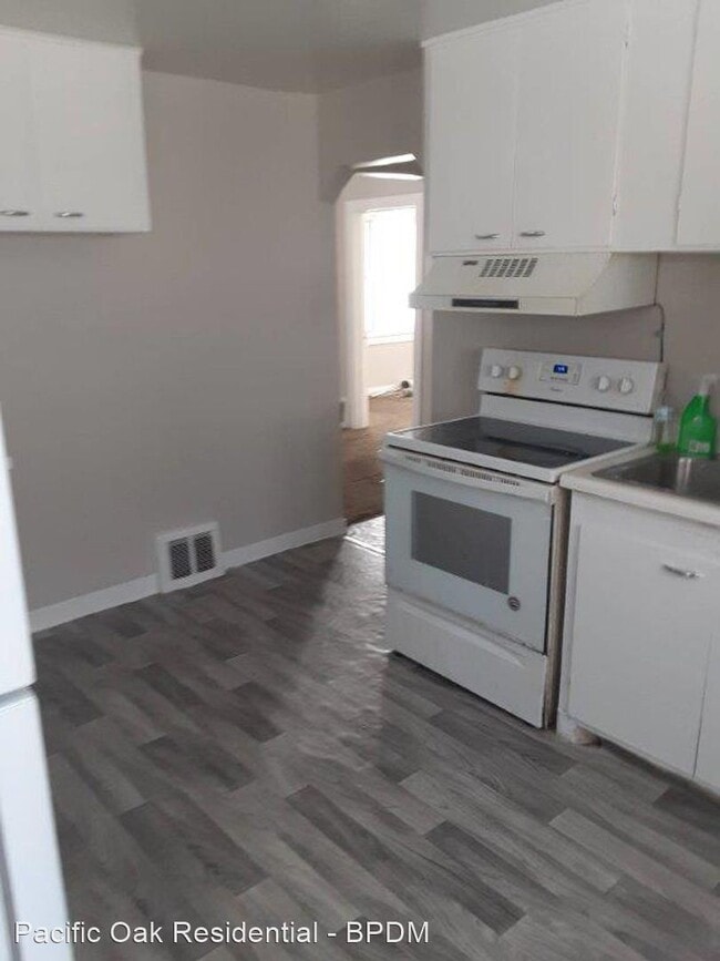 Foto del edificio - 3 br, 1 bath House - 417 Highview Ave