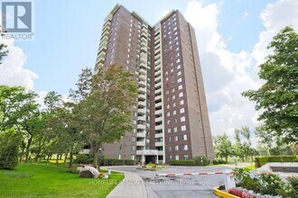 Building Photo - 10-1210 Muirhead Rd