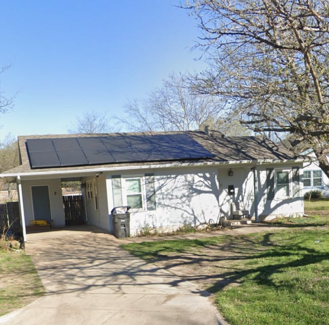 Building Photo - 5840 Jennie Dr