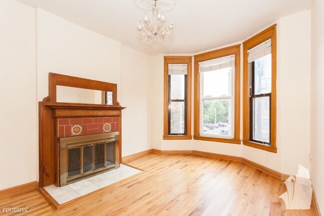 Building Photo - 2941 N Halsted St