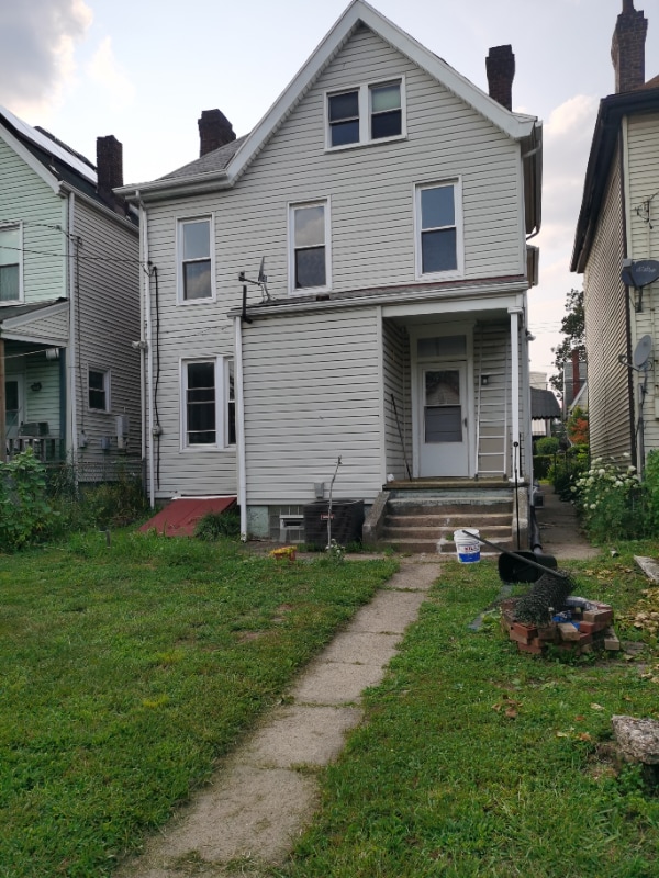 Building Photo - 7120 Harrison Ave