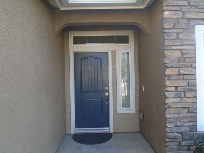 Foto del edificio - SOLAR......GORGEOUS---3 BEDROOMS PLUS AN OFFICE !!!