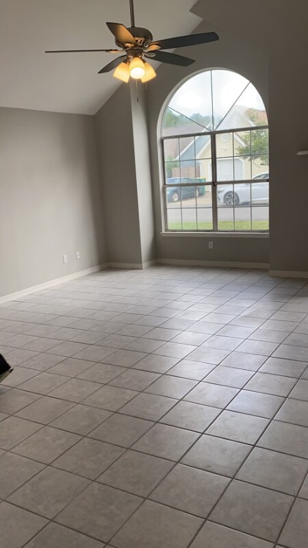 Building Photo - 3019 Yorktown Cir