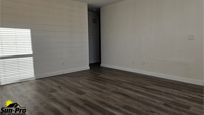 Building Photo - 5813 Spruce Creek Rd