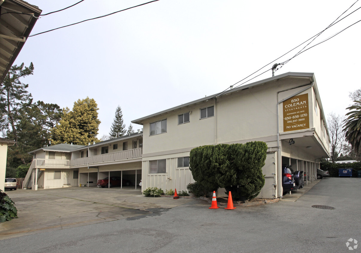 Primary Photo - Coleman Apartments