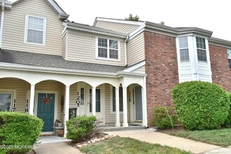 Building Photo - 119 Hyacinth Ln