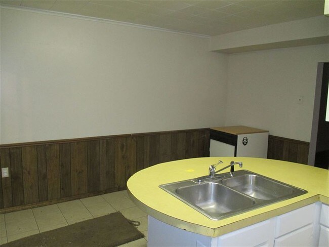 Foto del edificio - 3811 Aurelius Rd