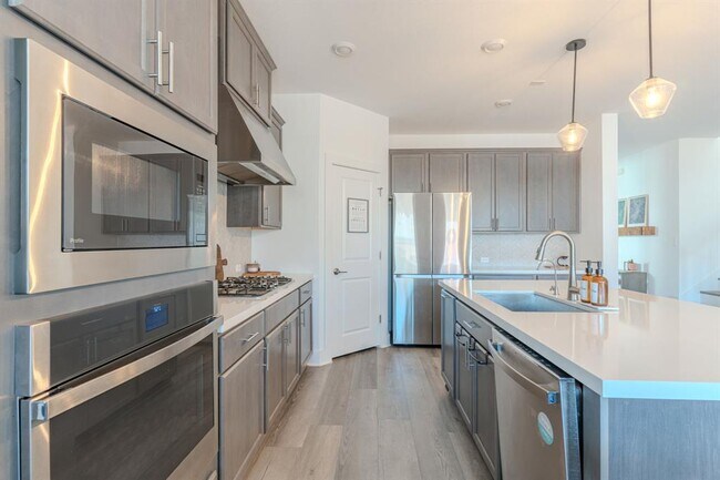 Foto del edificio - 6504 Velvet Leaf Ln
