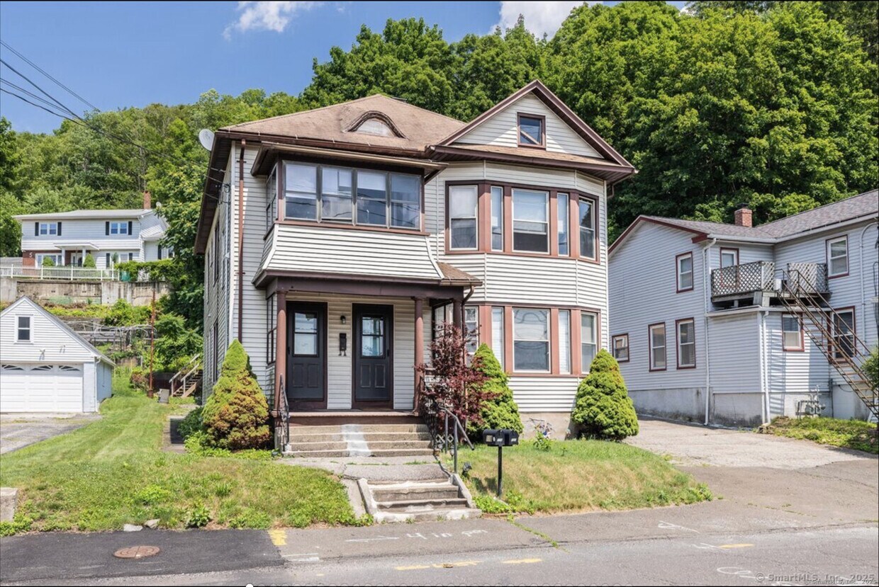 Foto principal - 118-120 New Haven Ave
