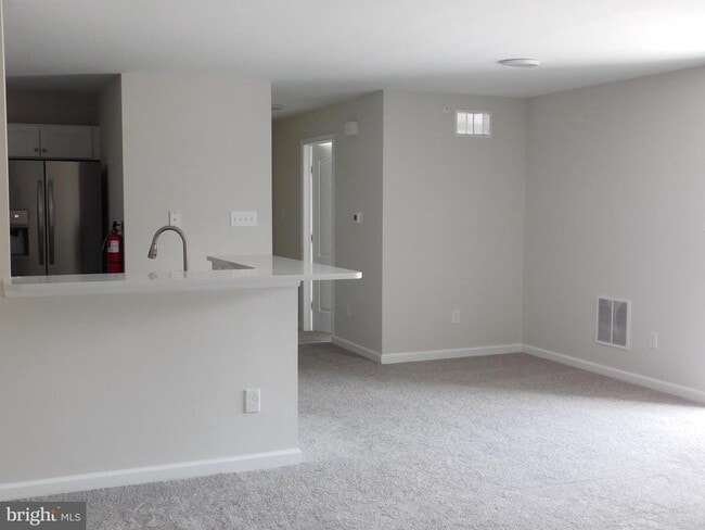 Foto del edificio - 165 Natalie Rd