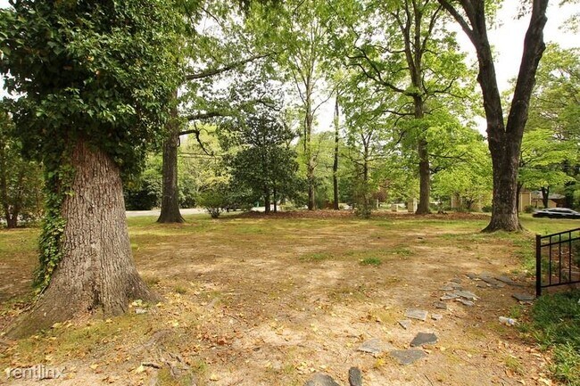 Building Photo - 3 br, 2 bath House - 1200 Rays Rd