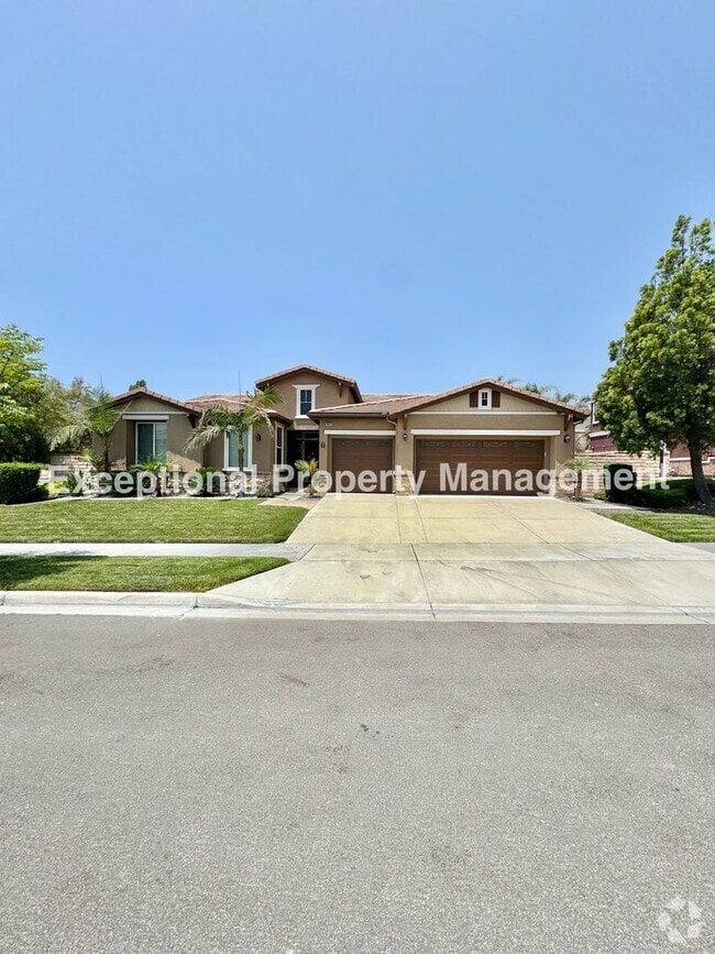 Building Photo - 4804 Ravenwood Ct