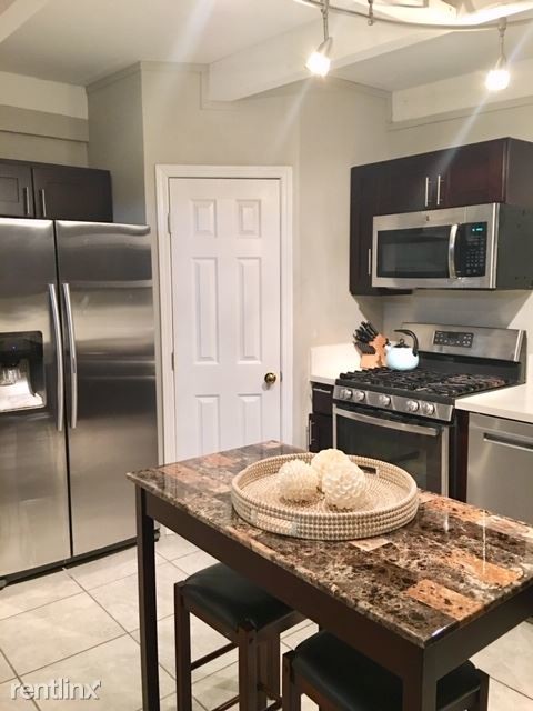 Building Photo - Studio, 1 bath Apartment - 15-1724 6th Avenue