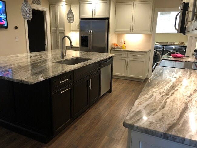 Foto del edificio - 3604 SW 8th Ct
