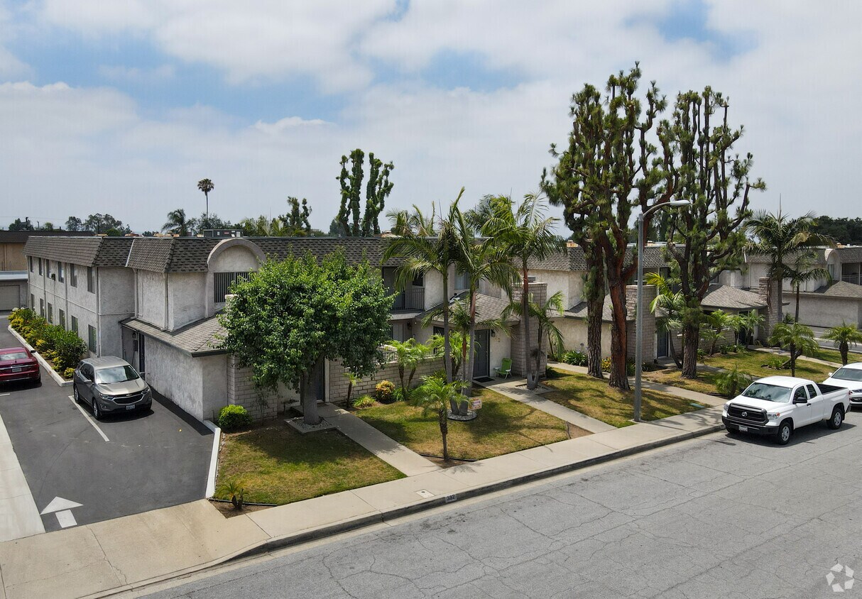Glendora West Heights Apartments Apartments In Glendora Ca Westside Rentals Glendora West Heights Apartments Apartments In Glendora Ca Westside Rentals