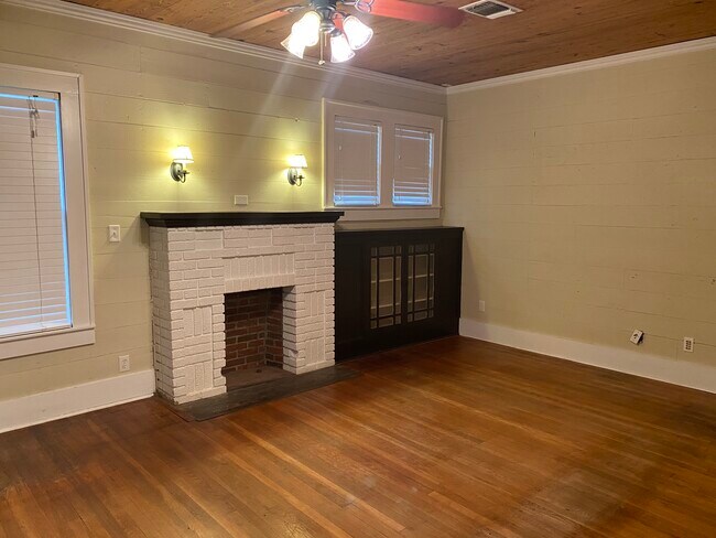 Front living room (fireplace is not functional) - 1014 Avenue K