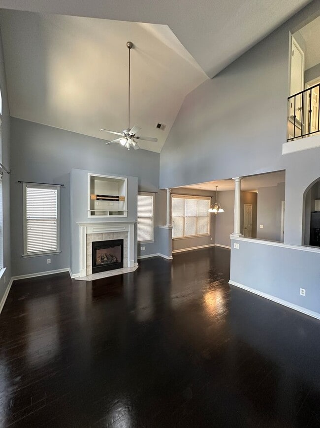 Photo - Move In Ready! Newly Refinished Floors! Upgraded Fixtures! House