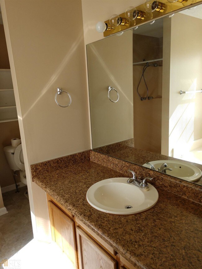 Foto del edificio - 154 Lake Terrace